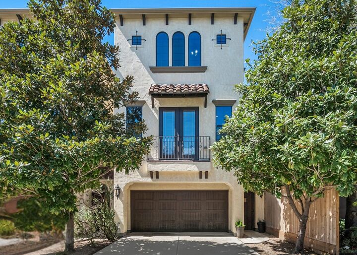 Property Photo: 2601 Bevis Street E TX 77008