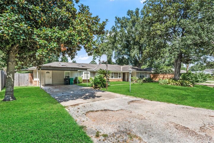 Property Photo: 9346 Willowview Lane TX 77080