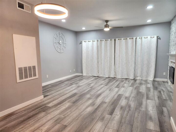 Property Photo: 6500 Harbor Town Drive 2608 TX 77036