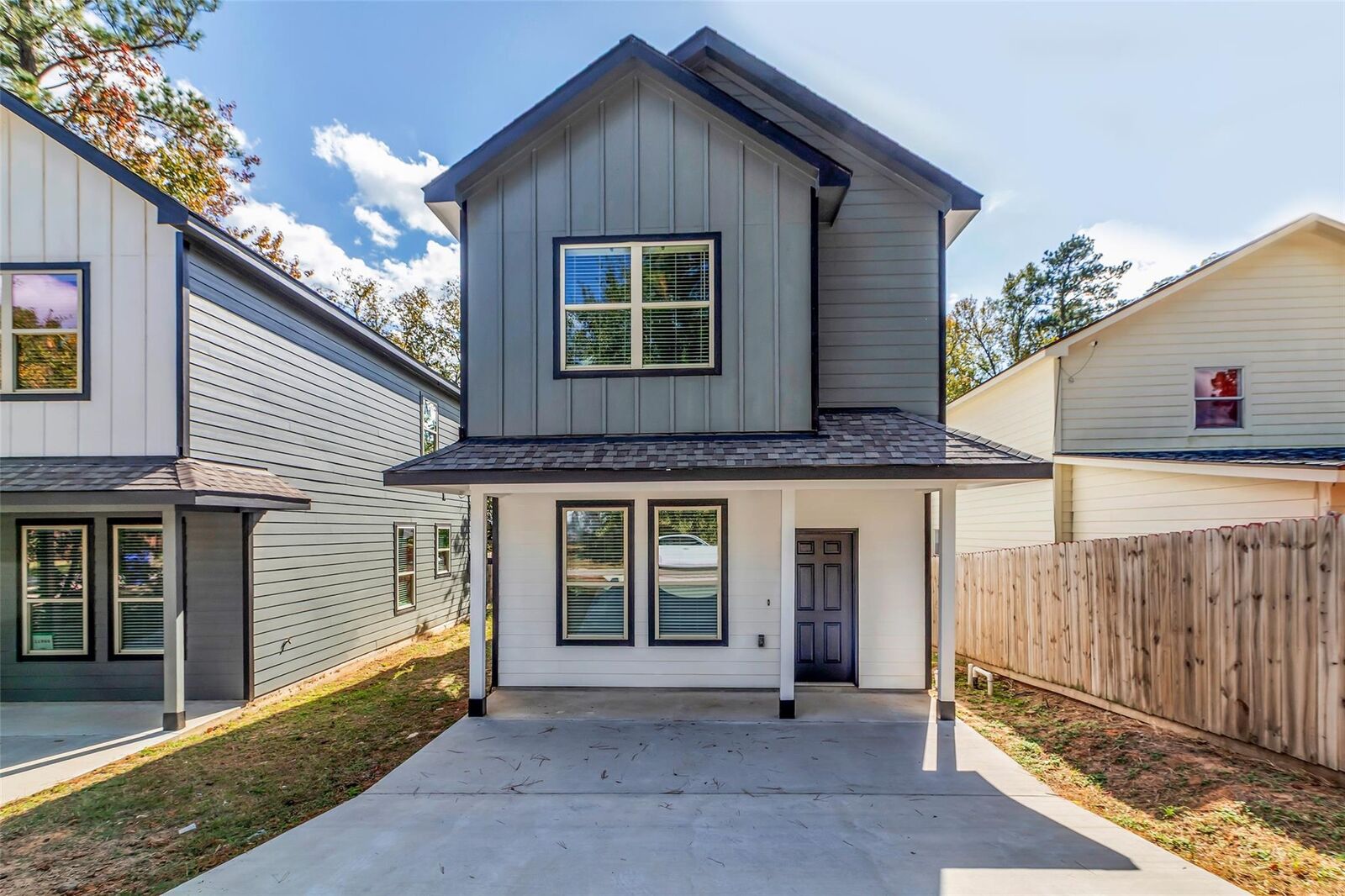 Property Photo: 11966 Canal Street TX 77318