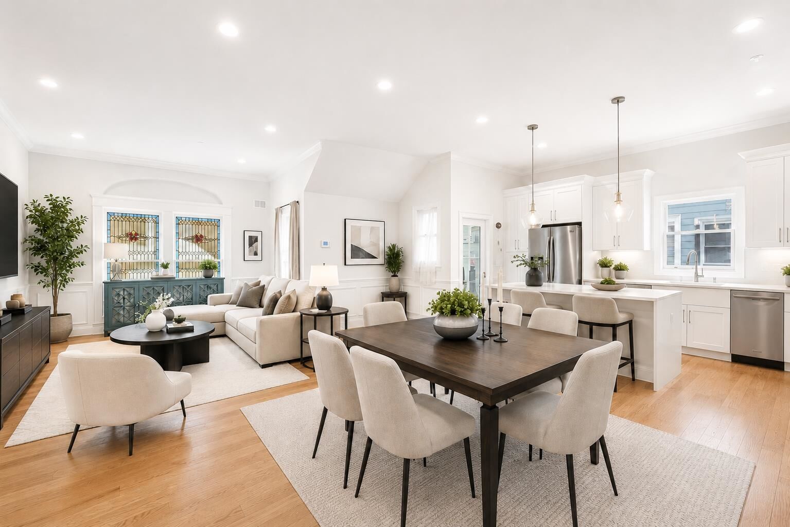 Property Photo:  41 Bentley Ave 1  NJ 07304 