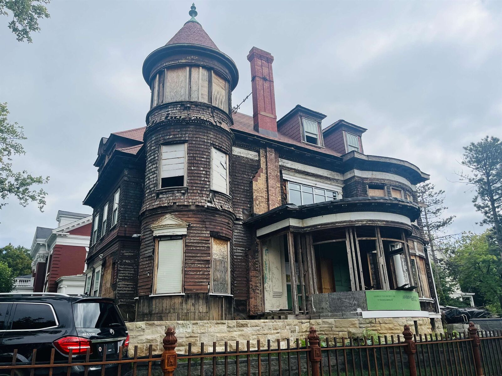 Property Photo:  2456 Kennedy Blvd  NJ 07304 