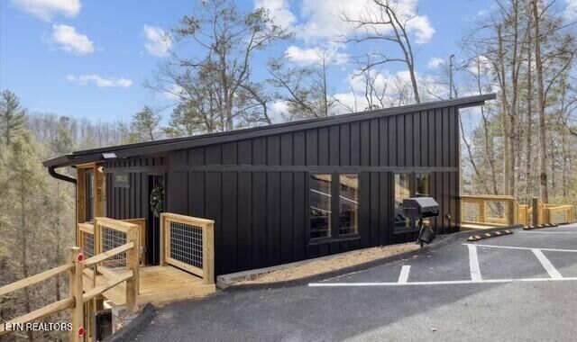 Property Photo: 2017 Ridgecrest Loop Lane TN 37876