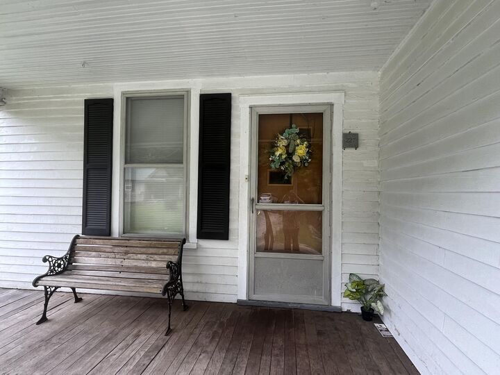 Property Photo: 227 Coal Branch Road KY 41465
