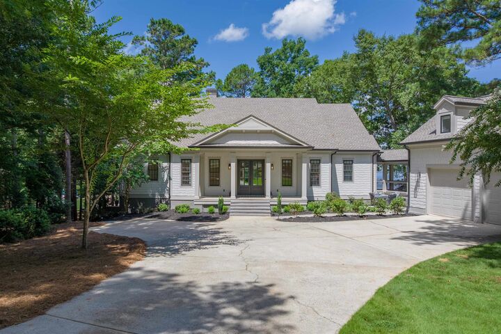 Property Photo:  137 Barrington Hall Drive  GA 30642 