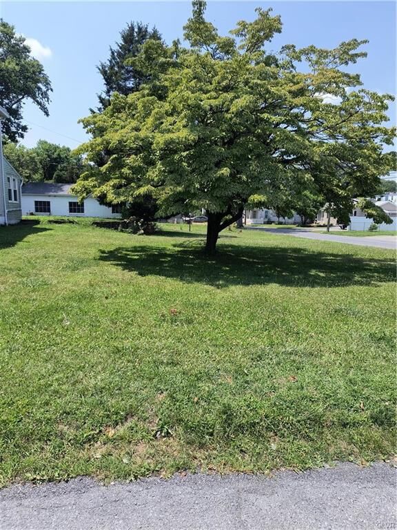 Property Photo: 226 N Graham Street PA 18109