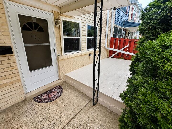 Property Photo:  757 Mohawk Street  PA 18103 