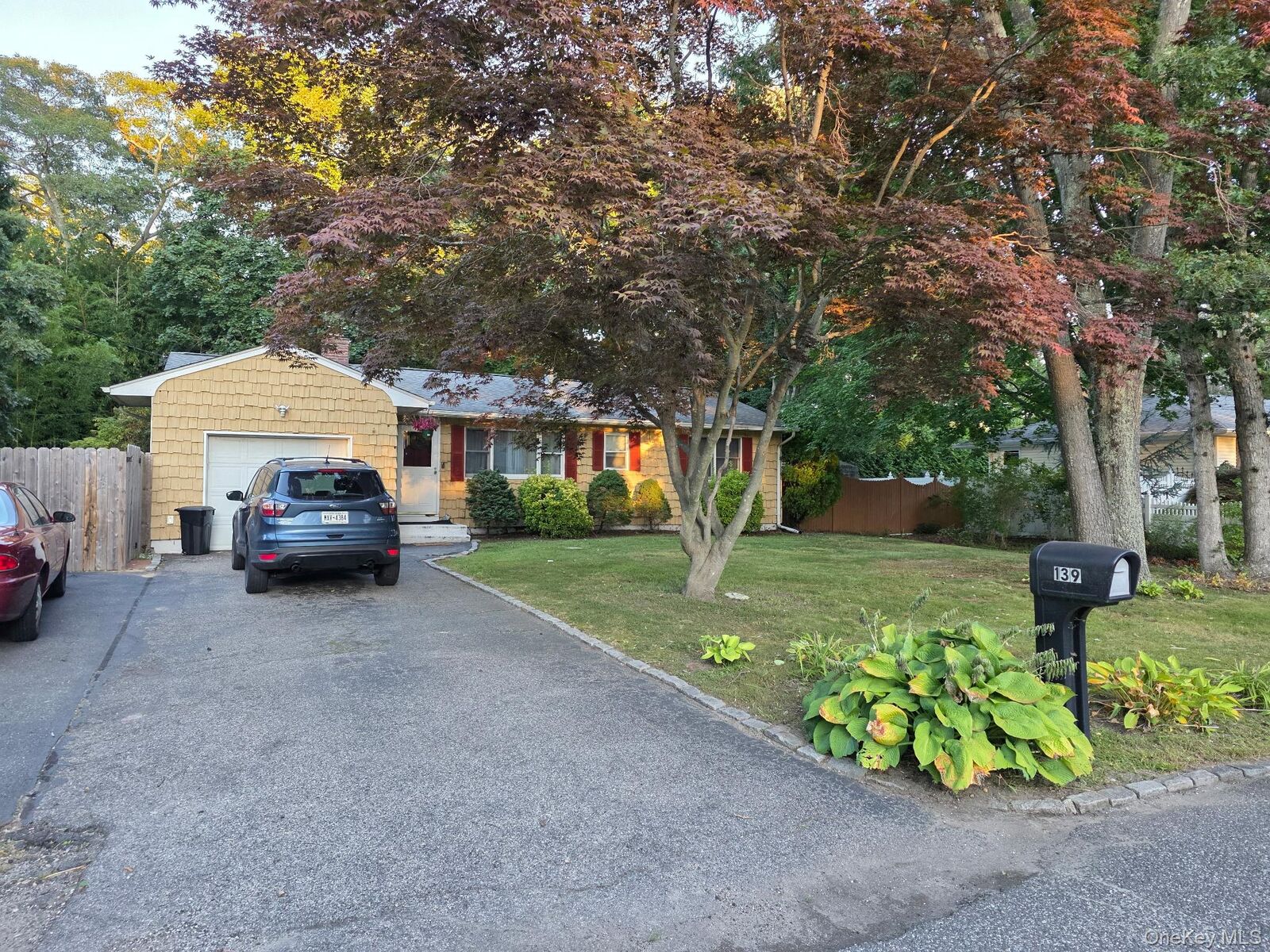 Property Photo:  139 Parkside Avenue  NY 11764 