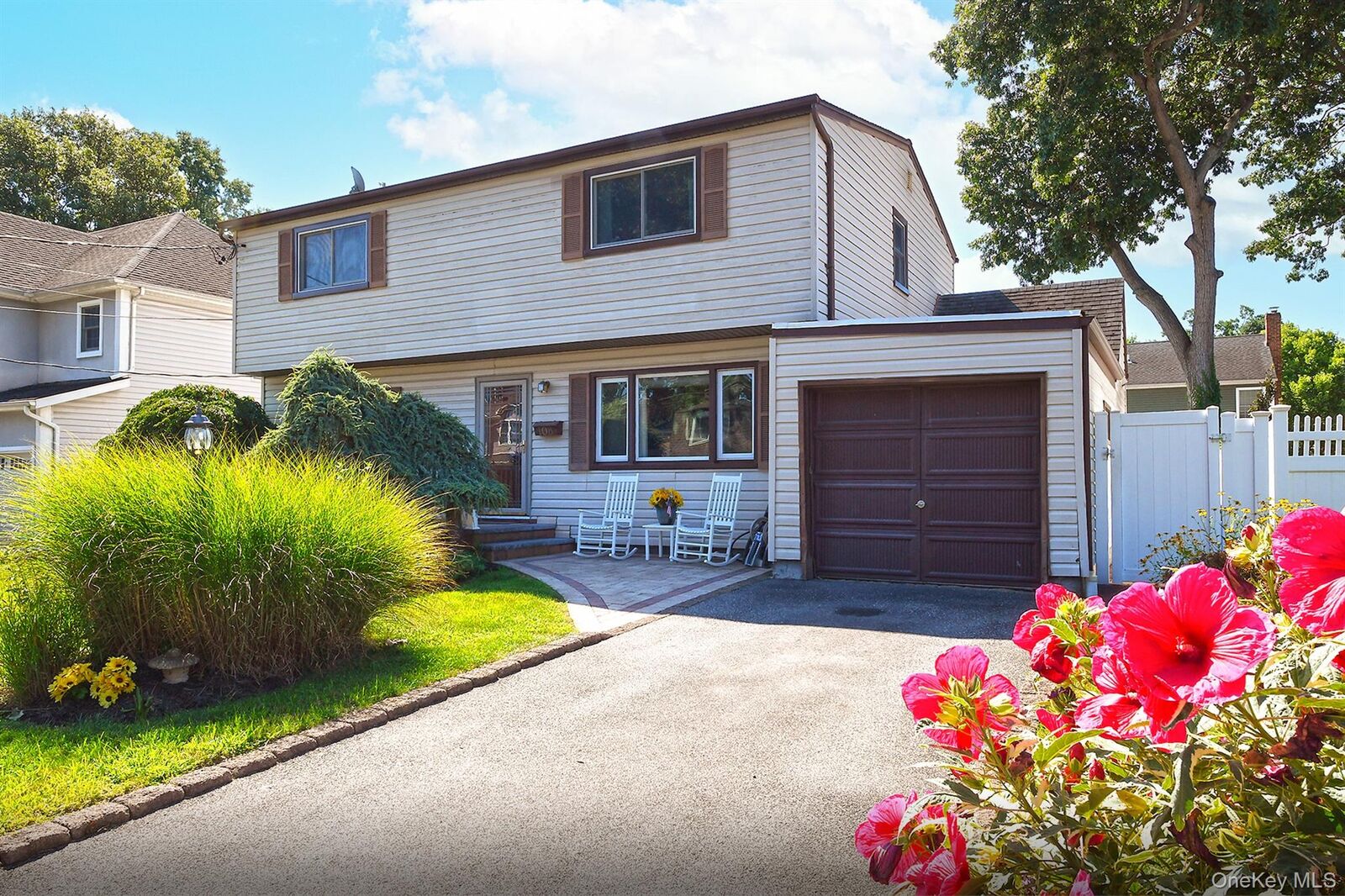 Property Photo:  108 Connecticut Avenue  NY 11758 