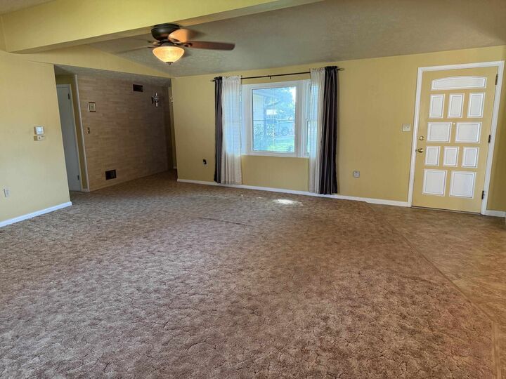 Property Photo: 2615 Birchwood Rd NE 69101