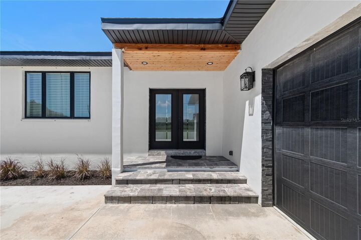Property Photo:  1810 37th Street E  FL 34221 