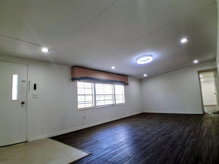 Property Photo:  15215 Vine Street  FL 34667 