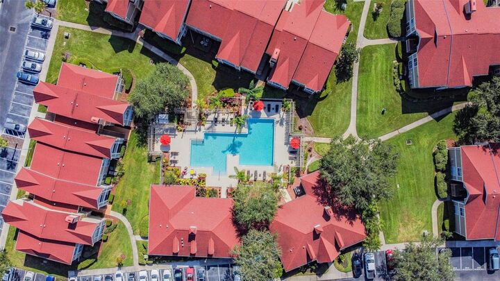 Property Photo: 9481 Highland Oak Drive 303 FL 33647