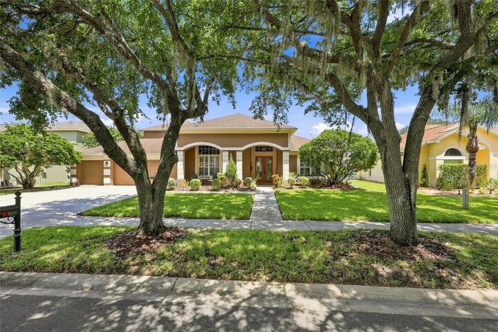 Property Photo:  8310 Summer Grove Road  FL 33647 