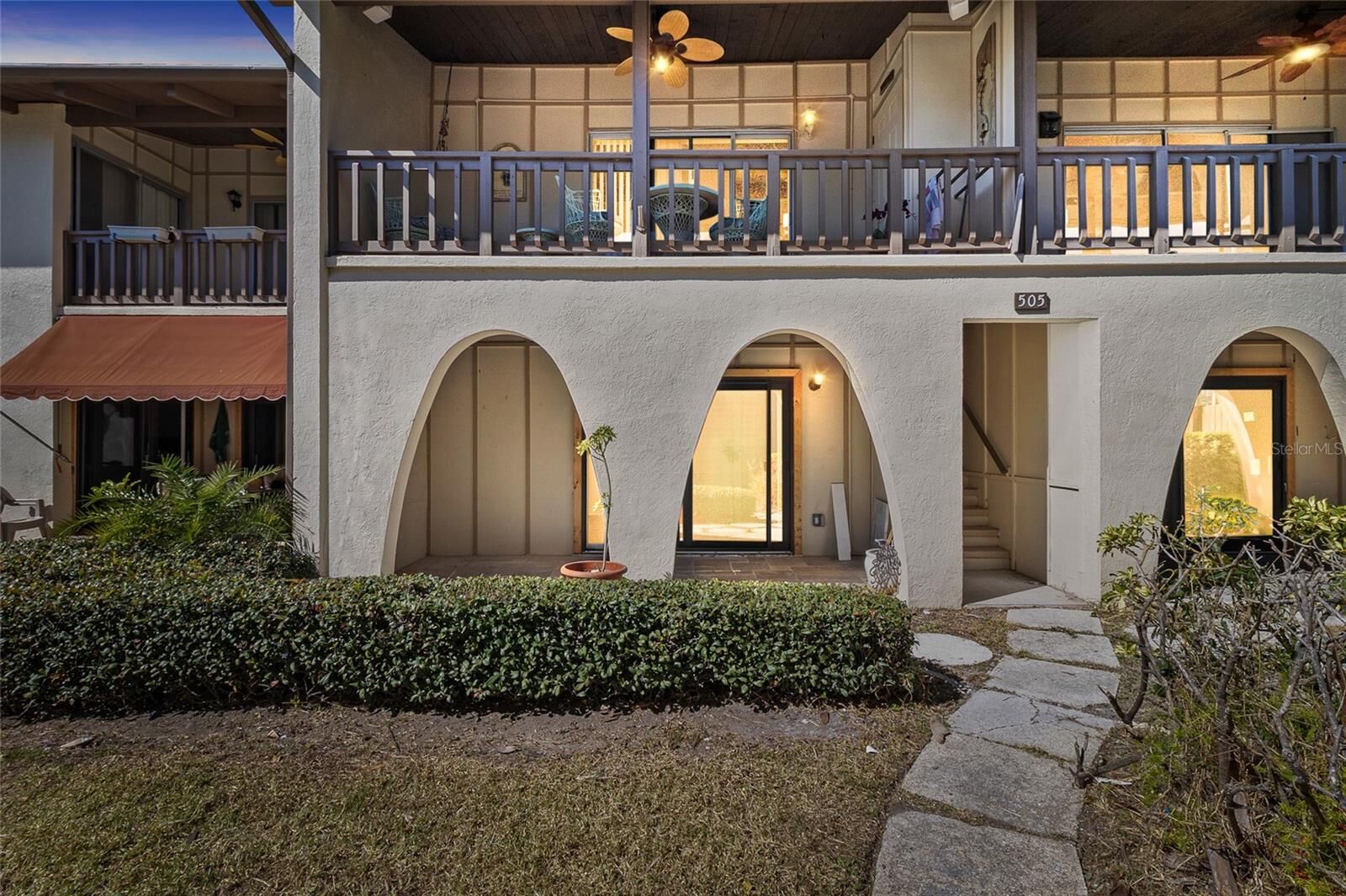 Property Photo: 505 Plaza Seville Court 9 FL 33706