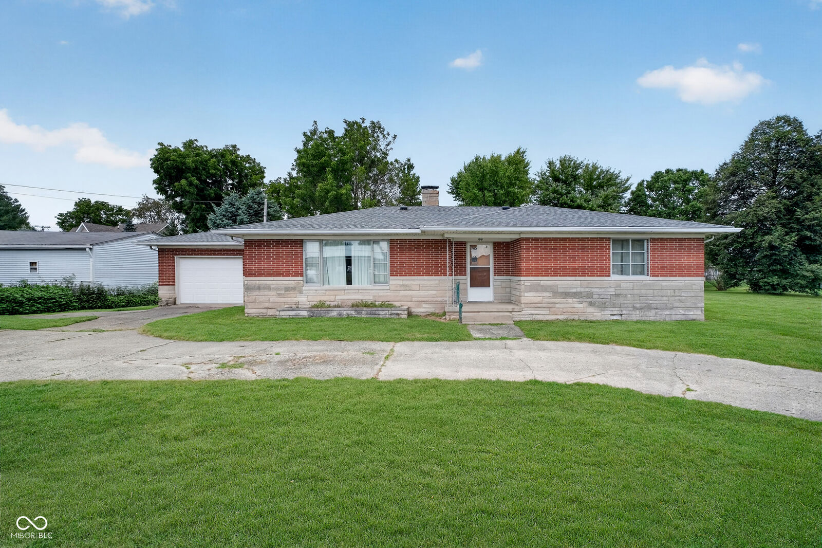 Property Photo:  50 Terrell Drive  IN 46167 