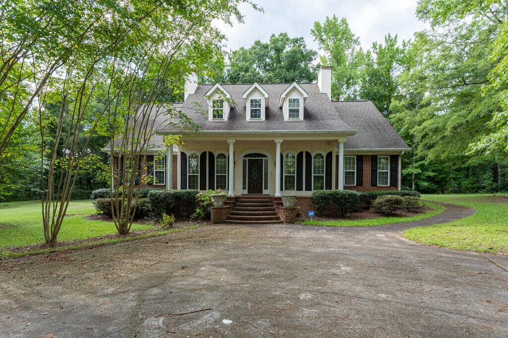 Property Photo: 421 Creekside Drive GA 31032