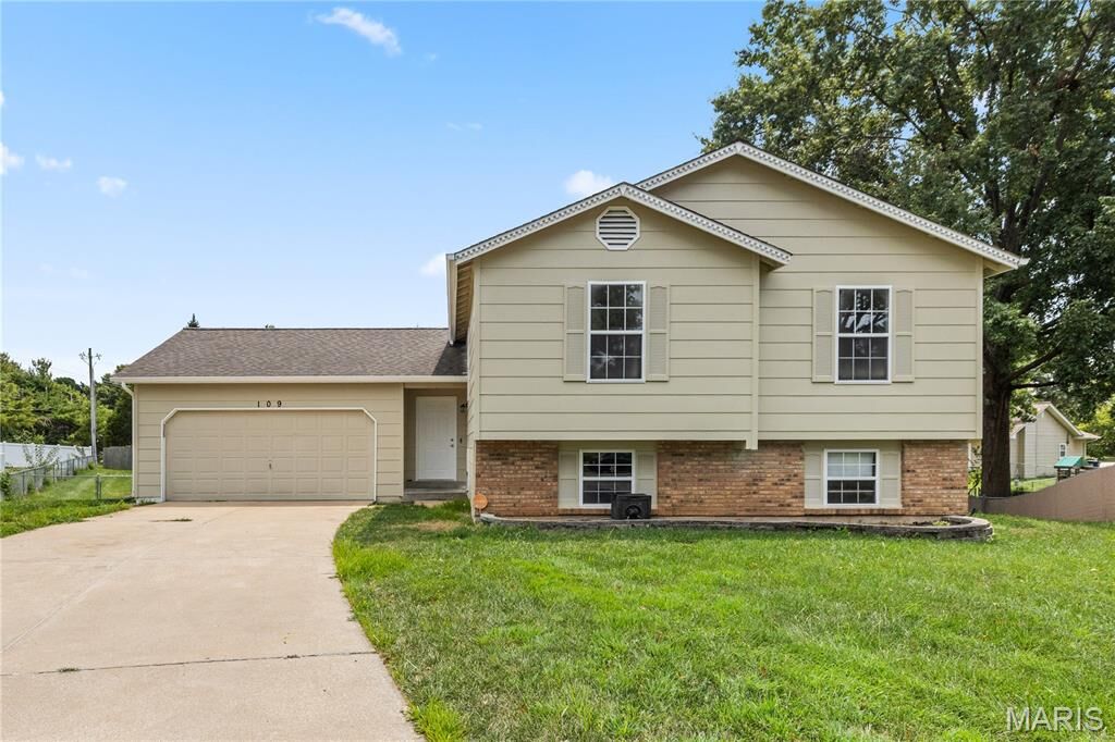 Property Photo: 109 Golden Harvest Court MO 63376