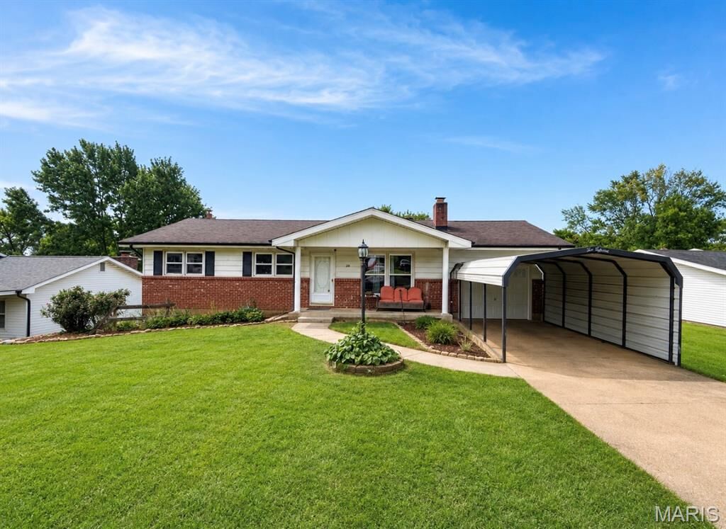 Property Photo:  218 Cypress Street  MO 63601 