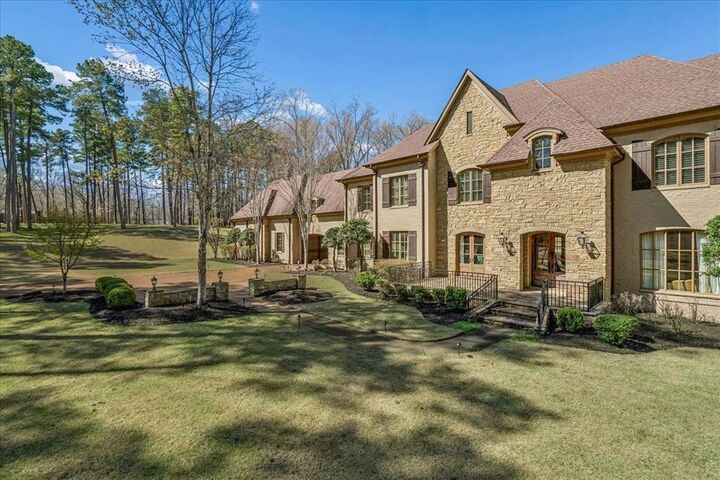 Property Photo:  315 Mountain Brook Cv  TN 38028 