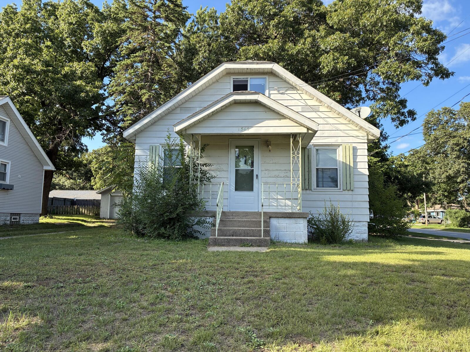 Property Photo: 1543 NE Mason Street NE MI 49503