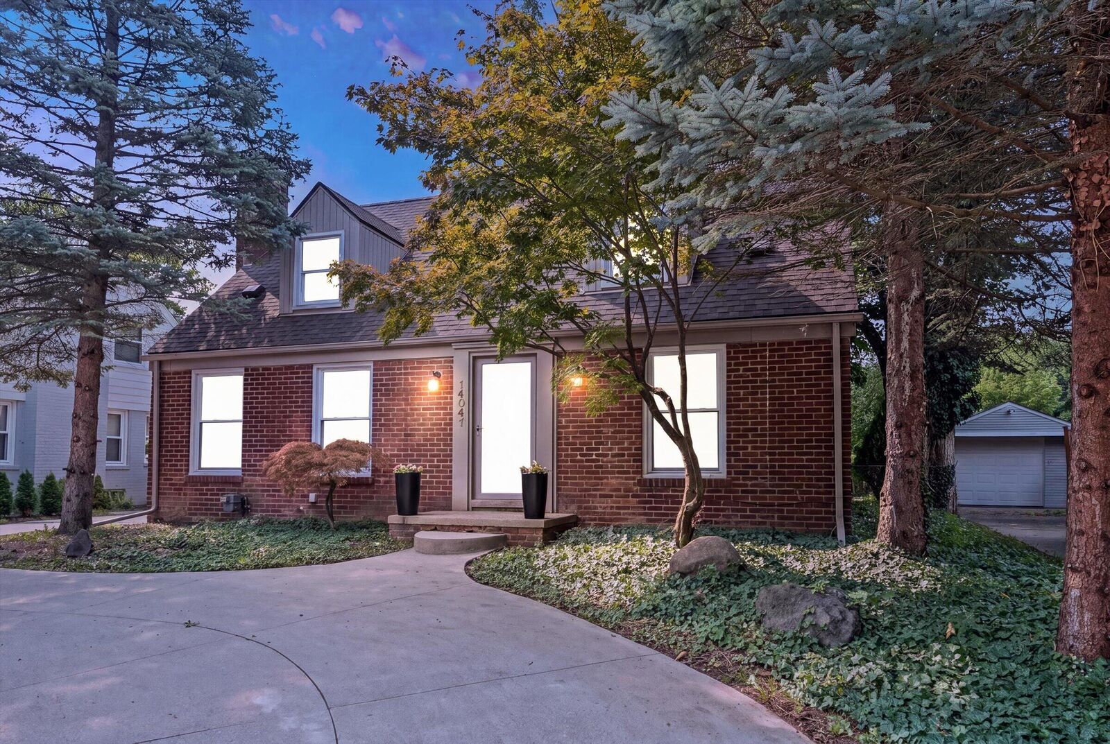 Property Photo:  14041 Vernon Street  MI 48237 