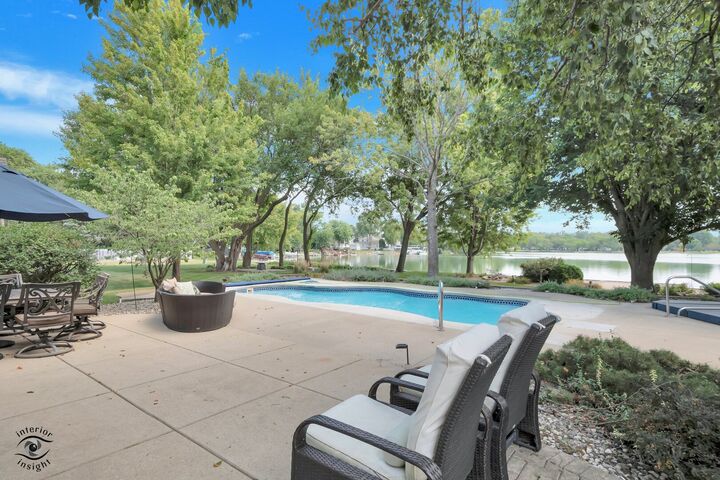 Property Photo:  1210 N Westshore Boulevard  IL 60950 