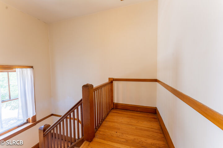 Property Photo:  5325 W Montrose Avenue 2  IL 60641 
