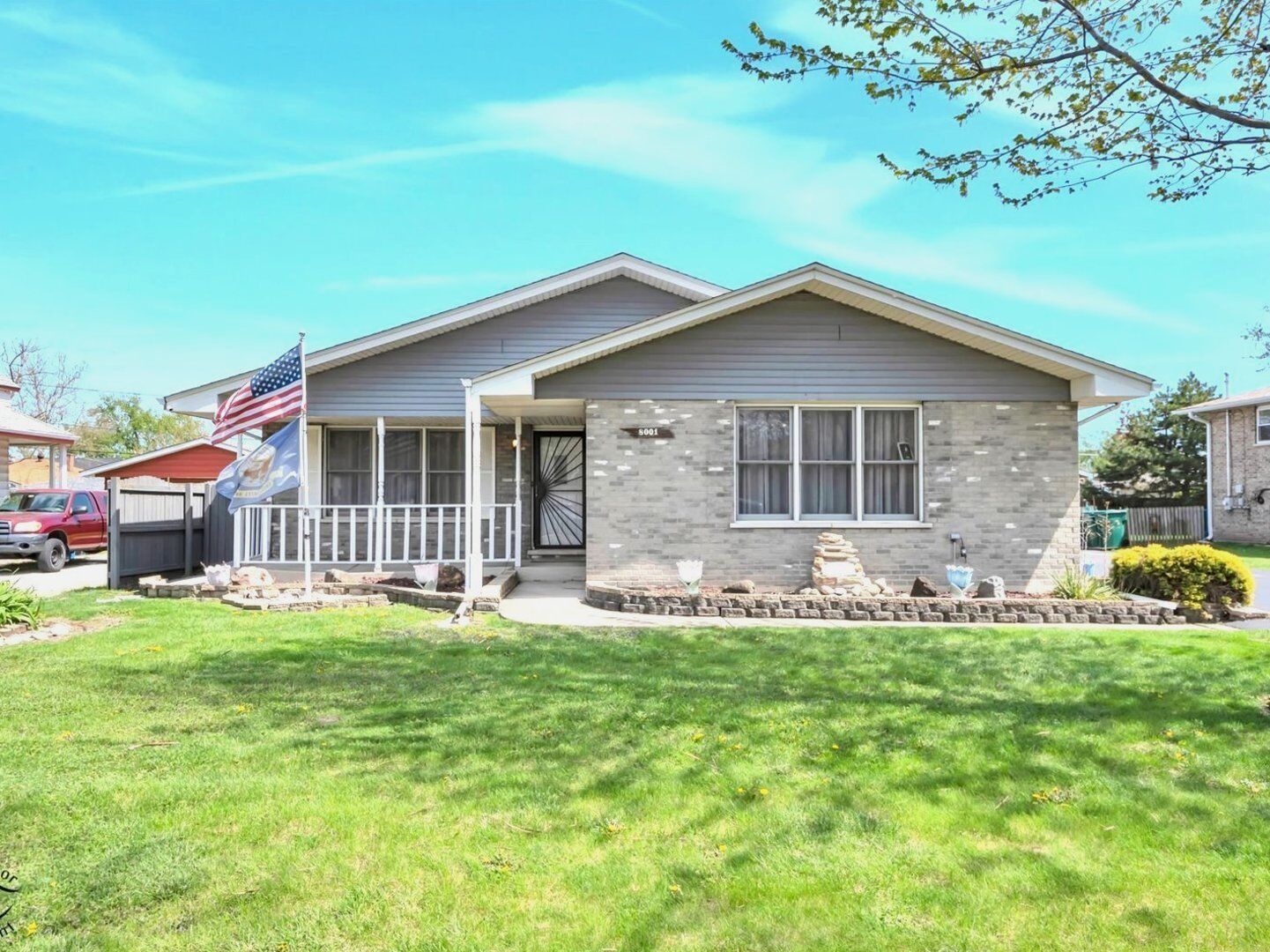 Property Photo: 8001 S Lockwood Avenue IL 60459