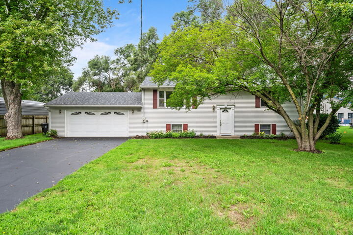 Property Photo:  11320 2nd Street  IL 61073 