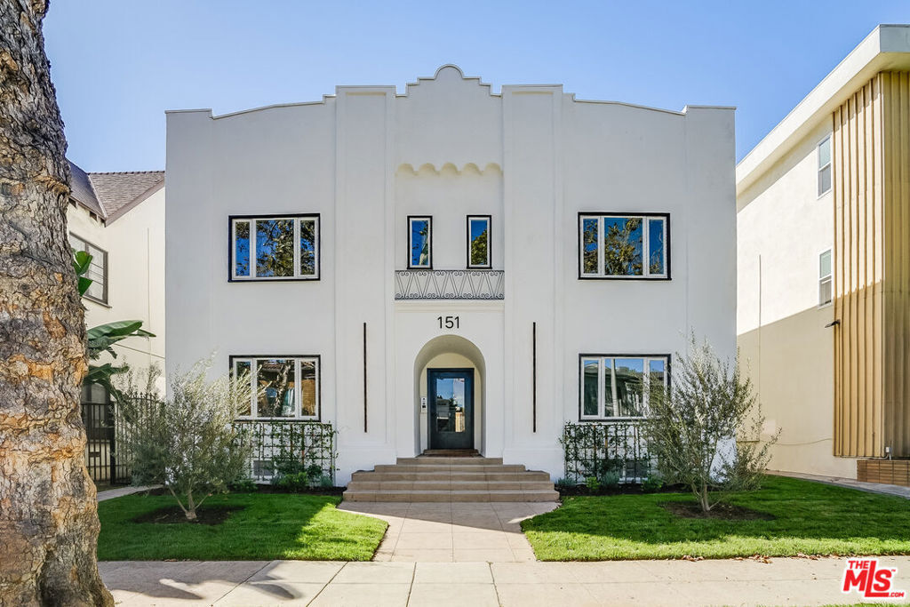 Property Photo: 151 N Swall Drive 1 CA 90211