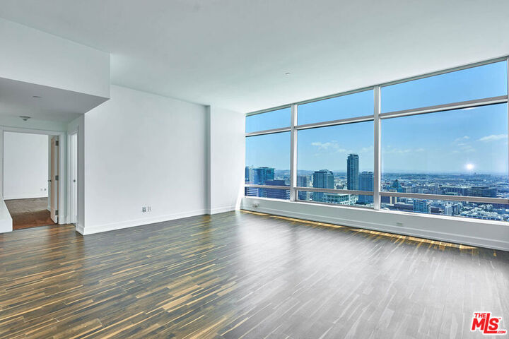 Property Photo:  900 W Olympic Boulevard 35I  CA 90015 