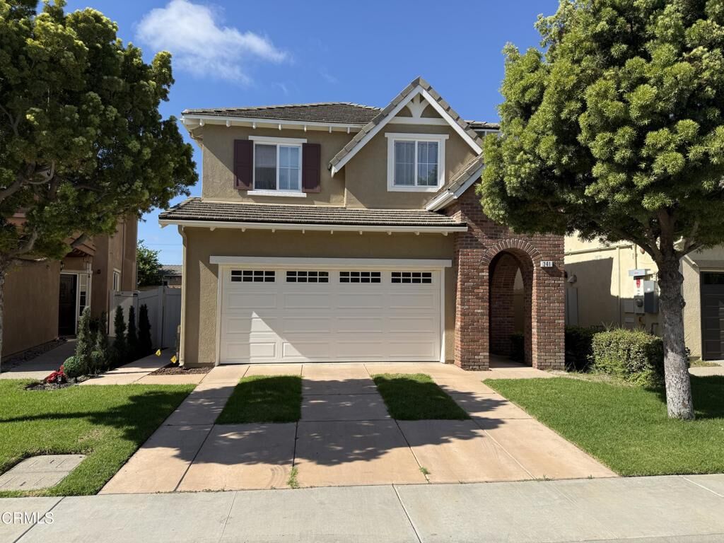 Property Photo:  241 Bishop Way  CA 93033 