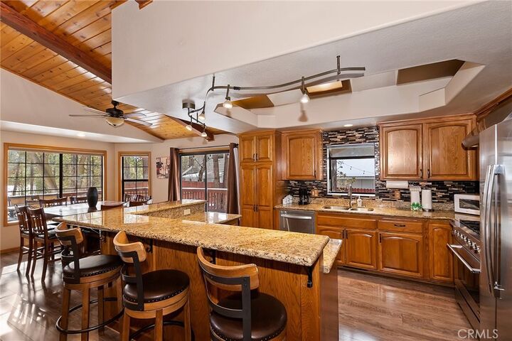 Property Photo:  480 Crystal Lake  CA 92315 