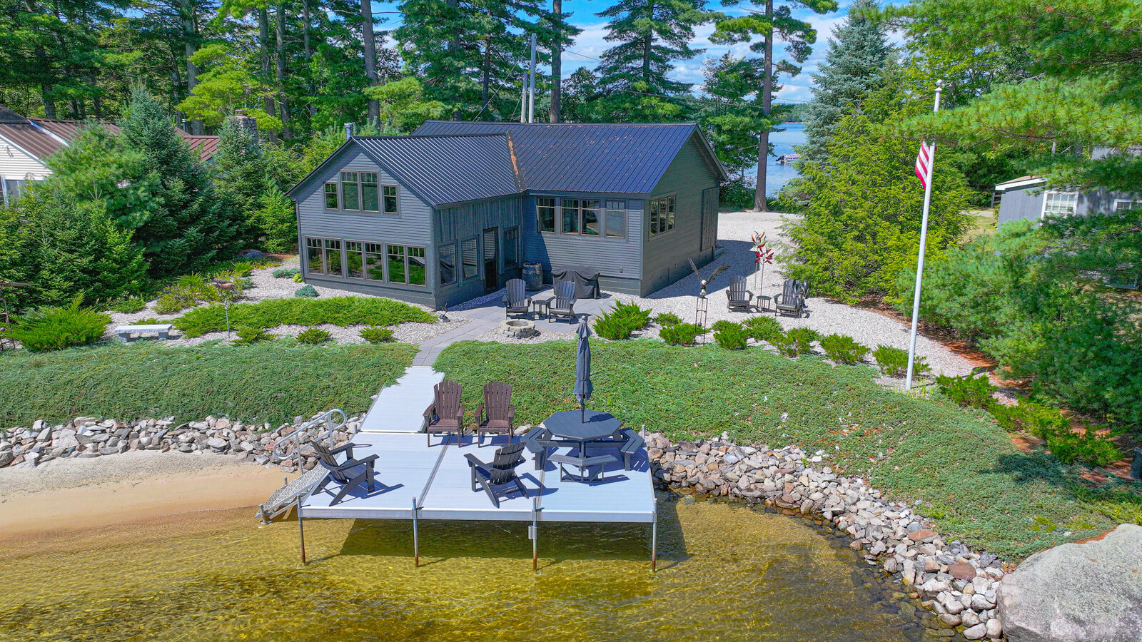 Property Photo:  115 Salmon Point Road  ME 04009 
