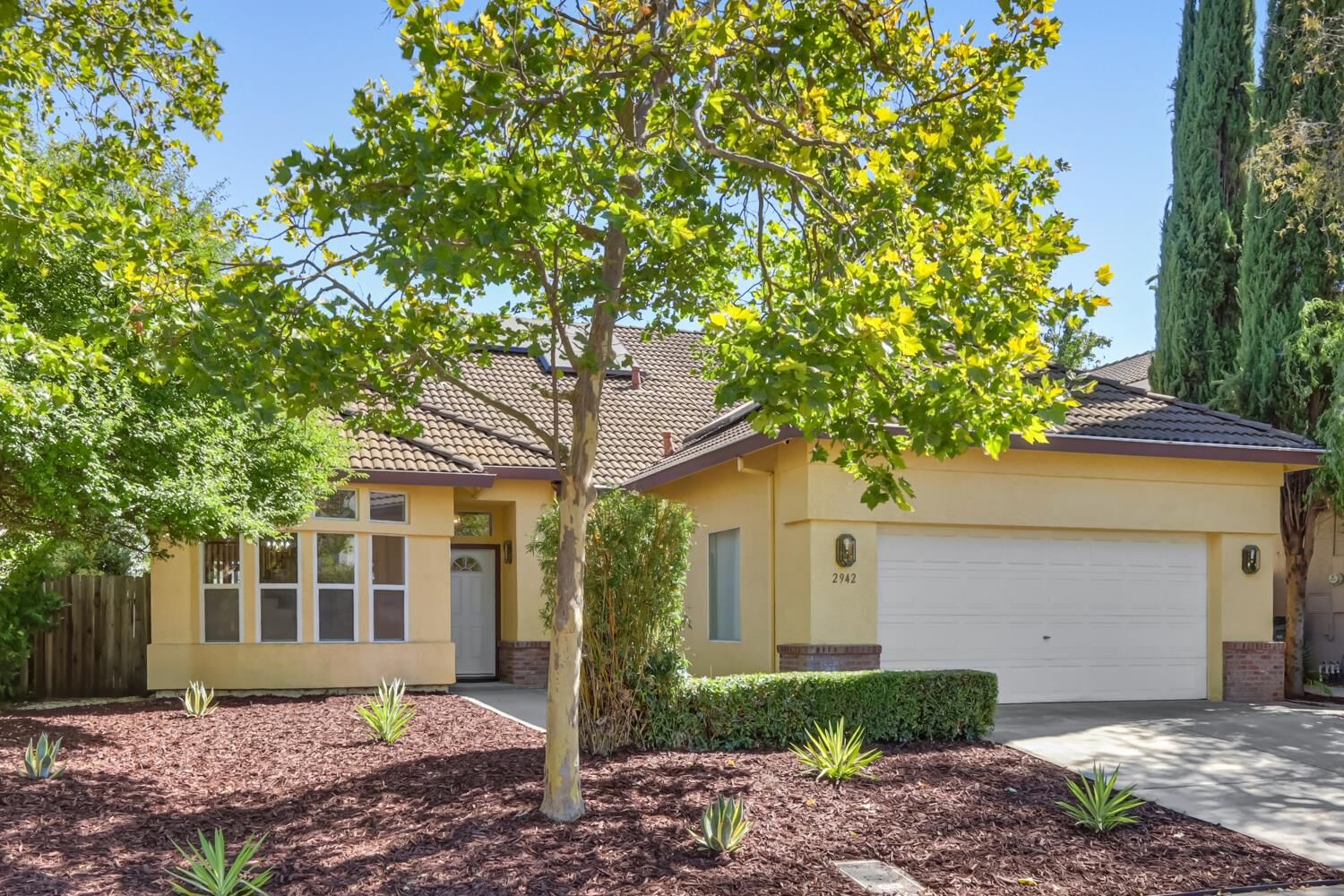 Property Photo: 2942 Ponteverde Lane CA 95618