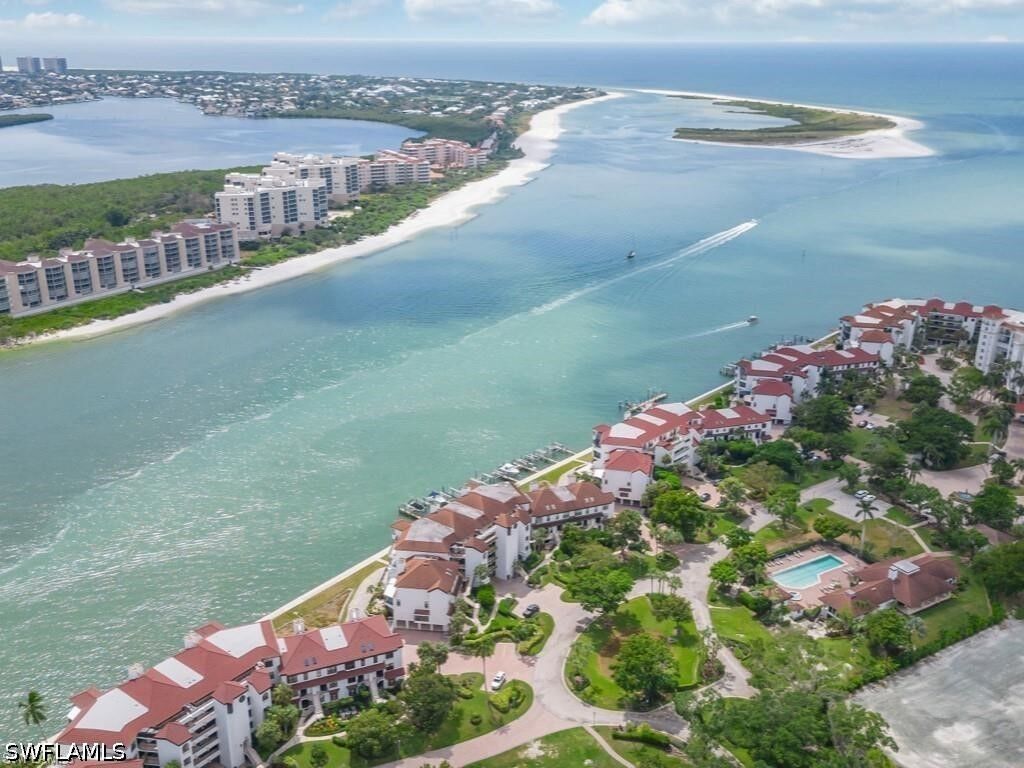 Property Photo:  334 La Peninsula Boulevard 334  FL 34113 
