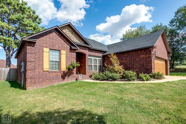 Property Photo: 1112 Paragould Drive AR 72401