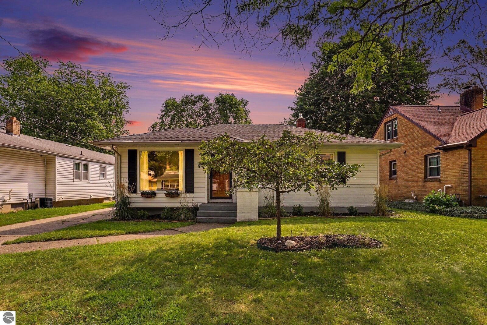 Property Photo:  1354 Herrick #NE  MI 49505 