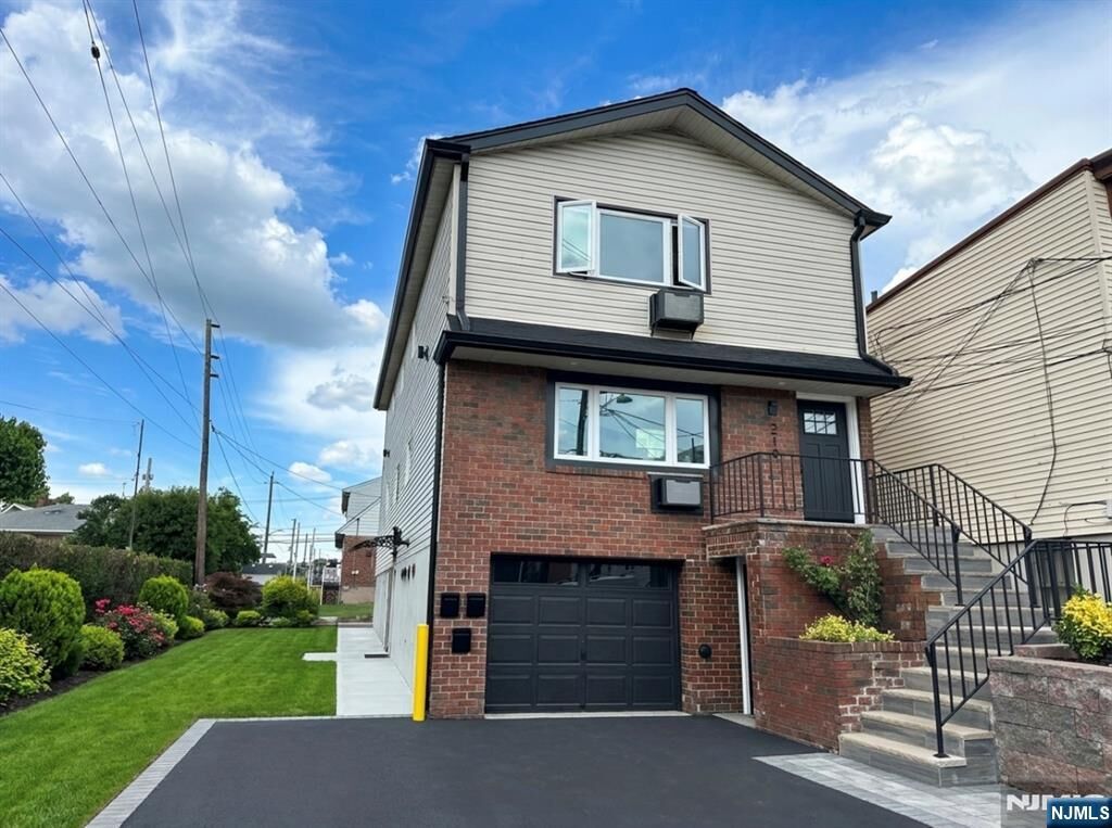 Property Photo:  219 Cliff Street 1  NJ 07010 