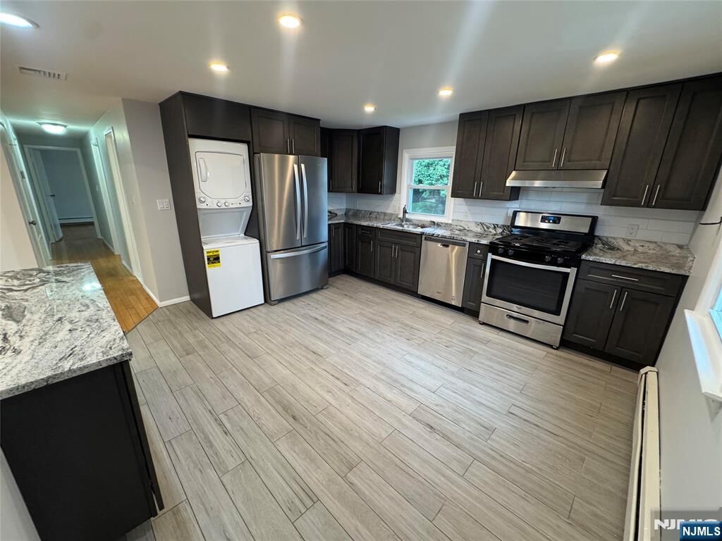 Property Photo:  151 Lee Street 2nd Fl  NJ 07407 