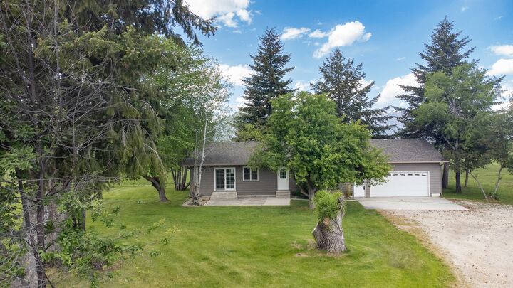 Property Photo: 904 S Shoshone Loop MT 59840