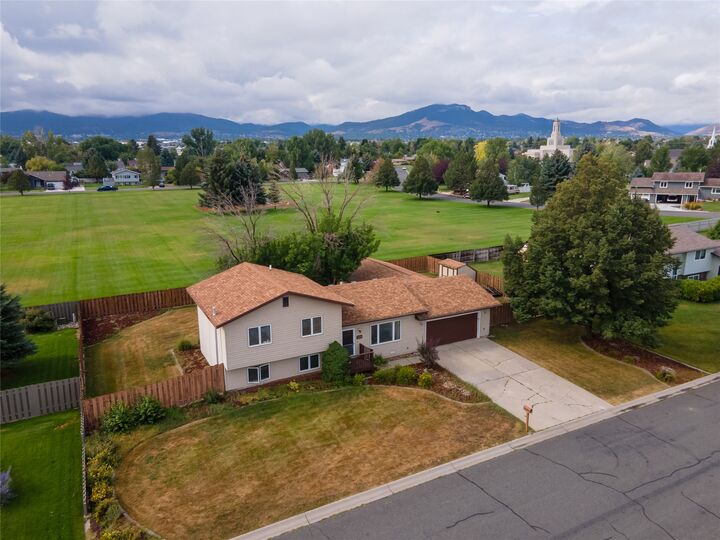 Property Photo: 1395 Cayuse Road MT 59602