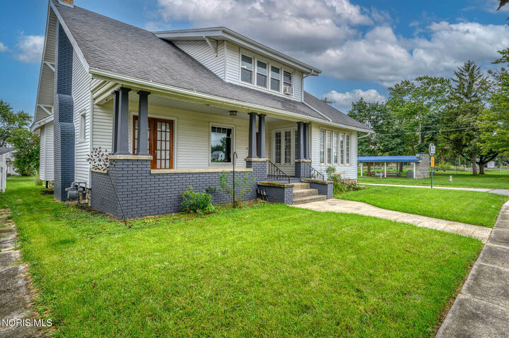 Property Photo: 112 S Main Street OH 44817