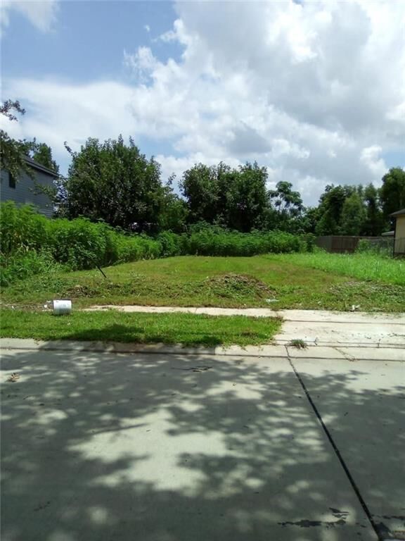 Property Photo:  2137 Andry Street  LA 70117 