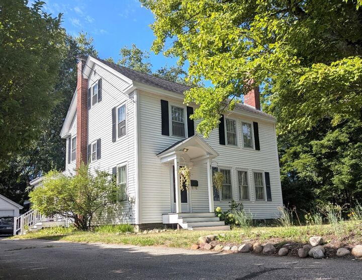 Property Photo:  11 Copeland Drive  NH 03867 