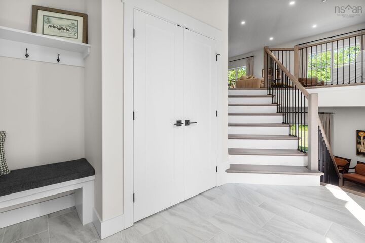 Property Photo: 7 Clearwood Court NS B3Z 0E7