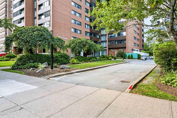 Property Photo:  510 5959 Spring Garden Road  NS B3H 1Y5 