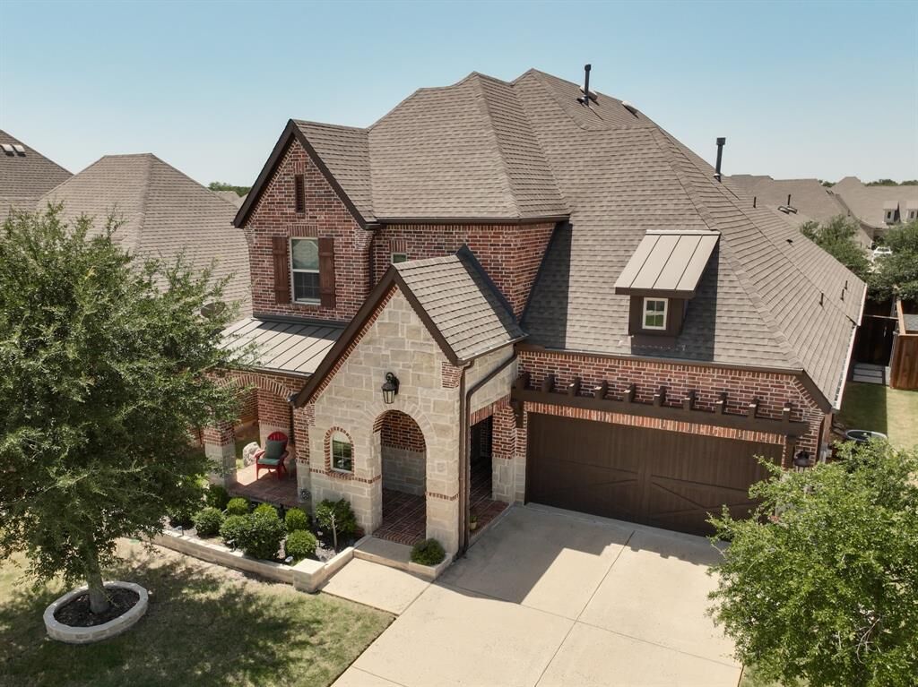 Property Photo: 4979 Stornoway Drive TX 75028