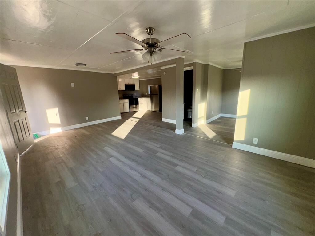 Property Photo: 5345 Brown Lane TX 76140